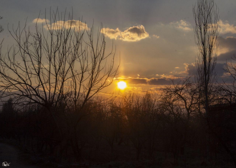 Sun set Marand
